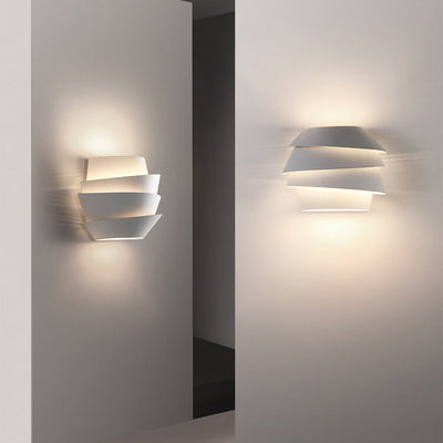 JonasDesign | Skandinavische Wandleuchte mit doppelten Eisenlichtern