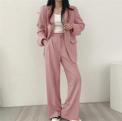 Athena | Einfarbiges Blazer- und gerade geschnittenes Hosen-Set für Damen