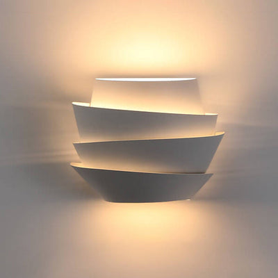 JonasDesign | Skandinavische Wandleuchte mit doppelten Eisenlichtern