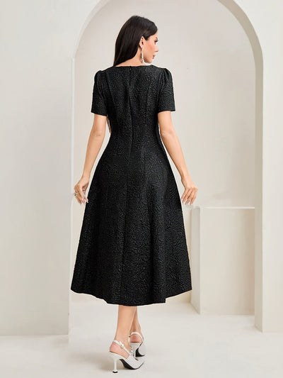 Fliederfarbenes Kleid mit Puffärmeln - Clara