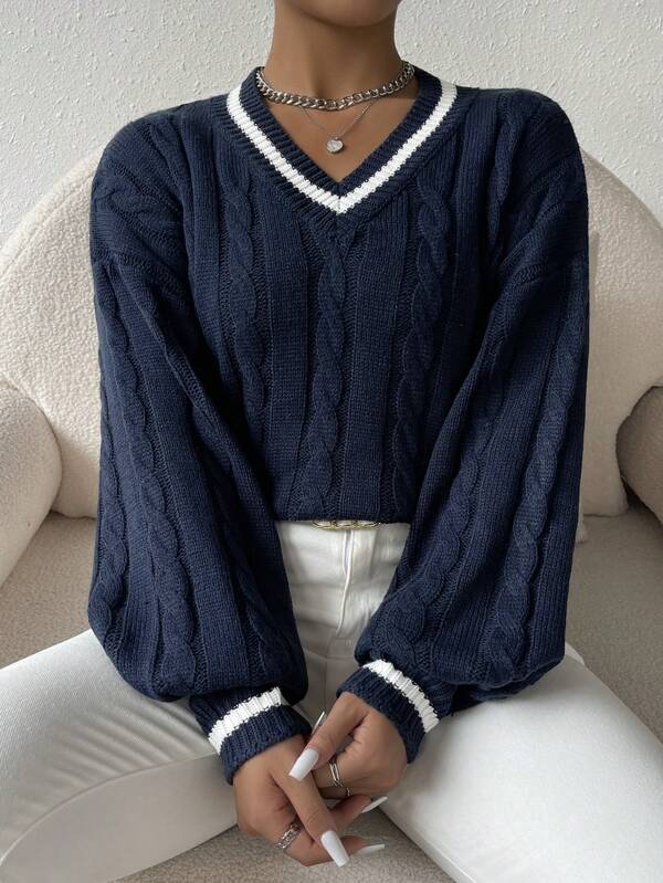 Freja | Gestreiftes Kabelstrickpullover Mit V Neck
