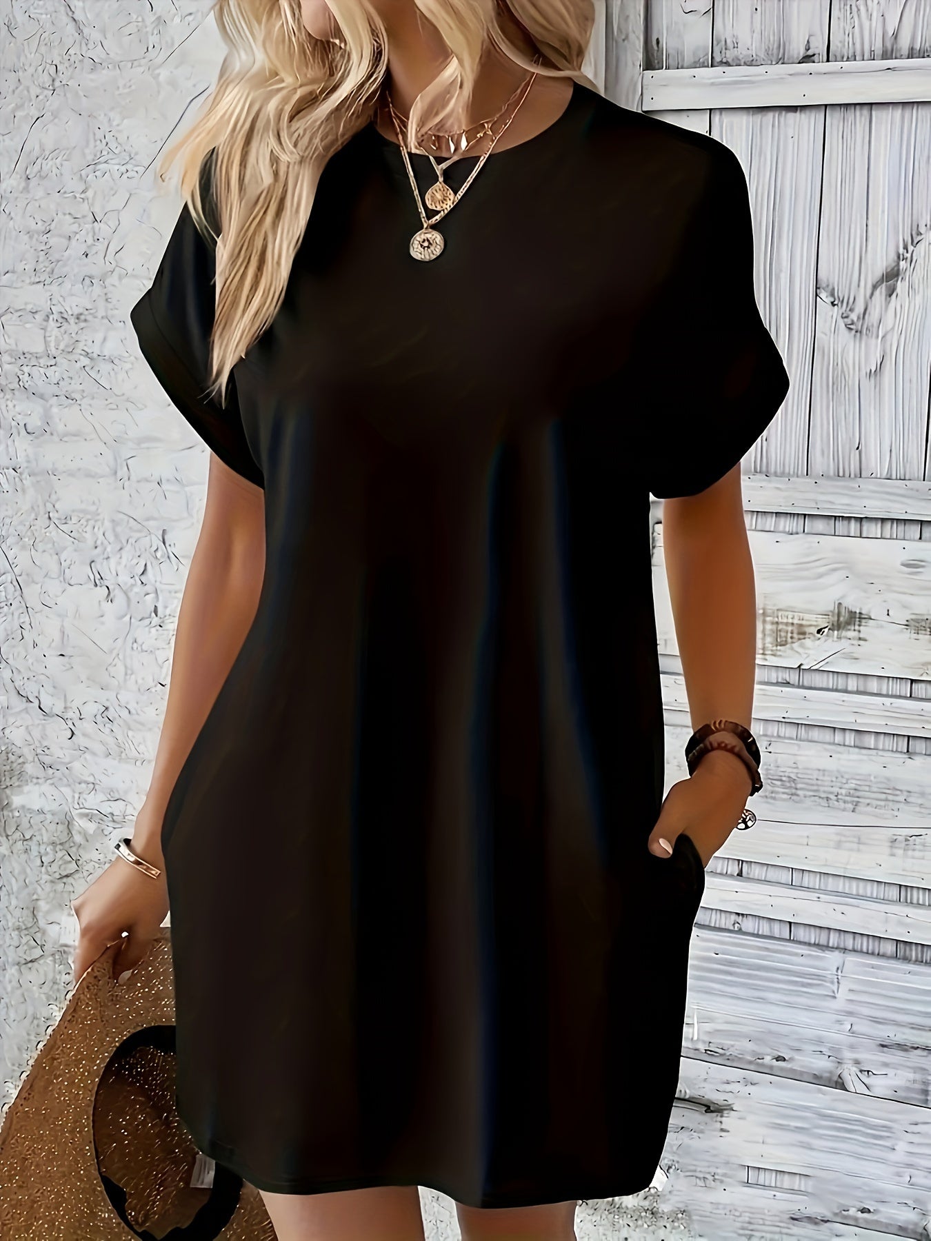 Beiges Kleid mit Taschen - Lena