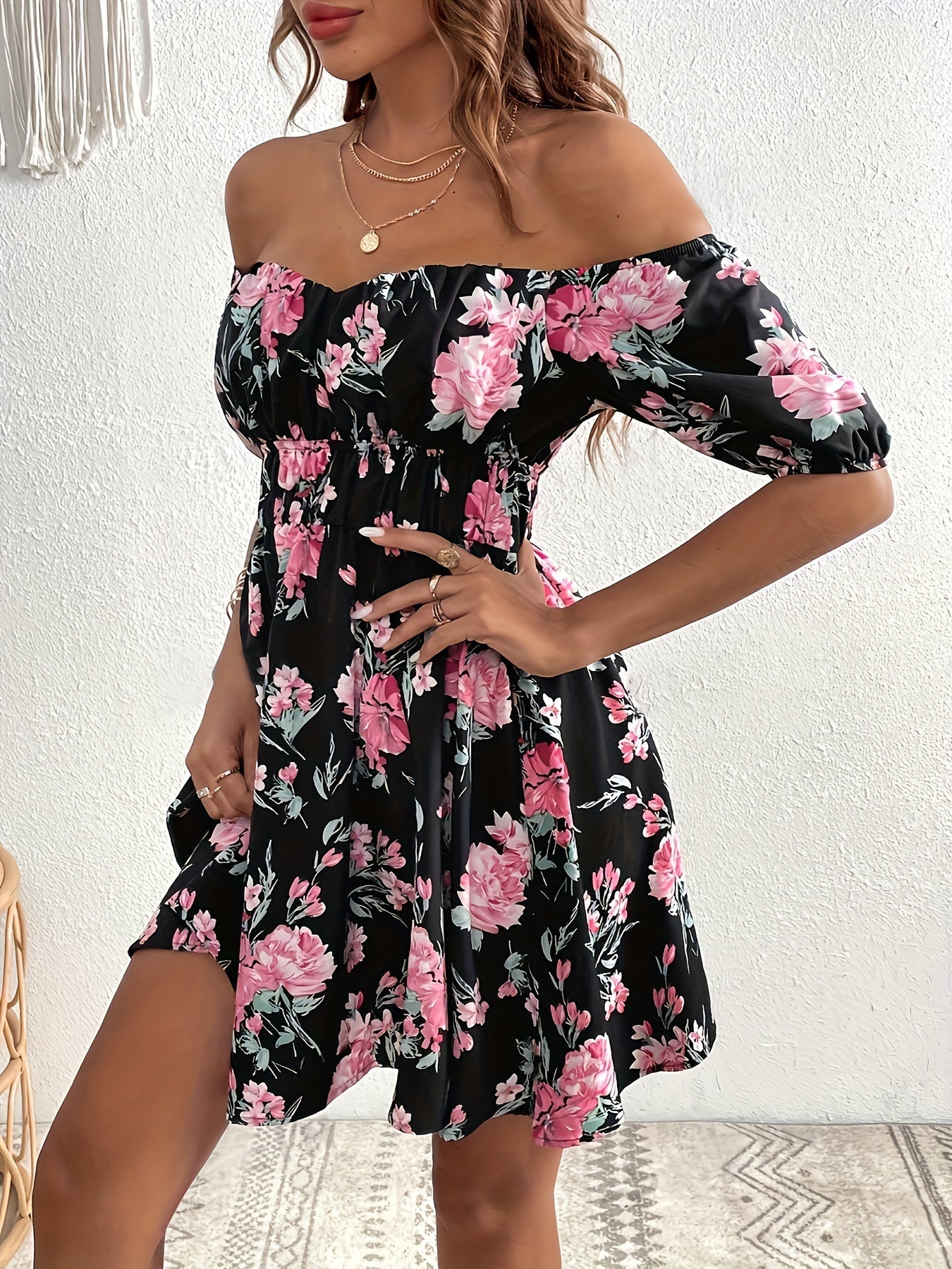 Schwarzes Off-Shoulder Blumenmuster Kleid - Sophie