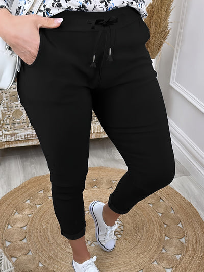 Schwarze Schlupfhose mit Bindegürtel - Plus Size - Emma