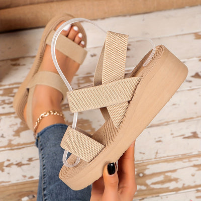 Schwarze Sandalen mit Plateau - Mila