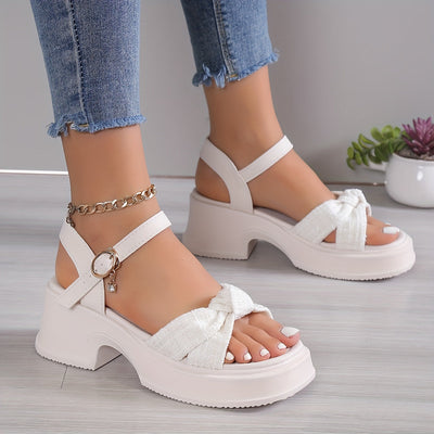 Weiße Chunky Heels - Knoten-Design - Ema