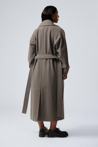 Oversized long wool coat