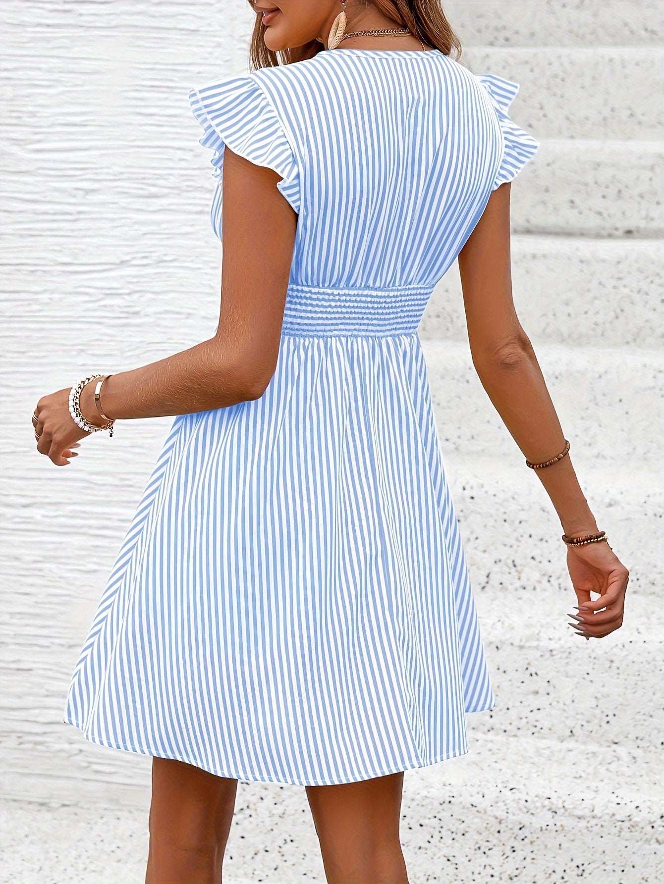 Hellblaues Streifen-Sommerkleid - Sophia