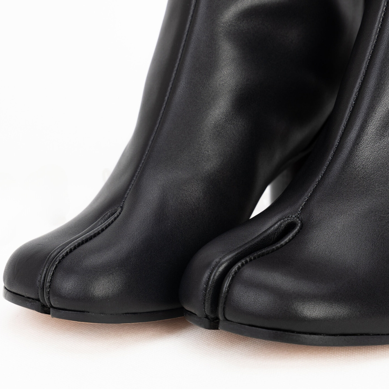 Gloria | Lässige Stiefeletten mit geteilter Zehenpartie