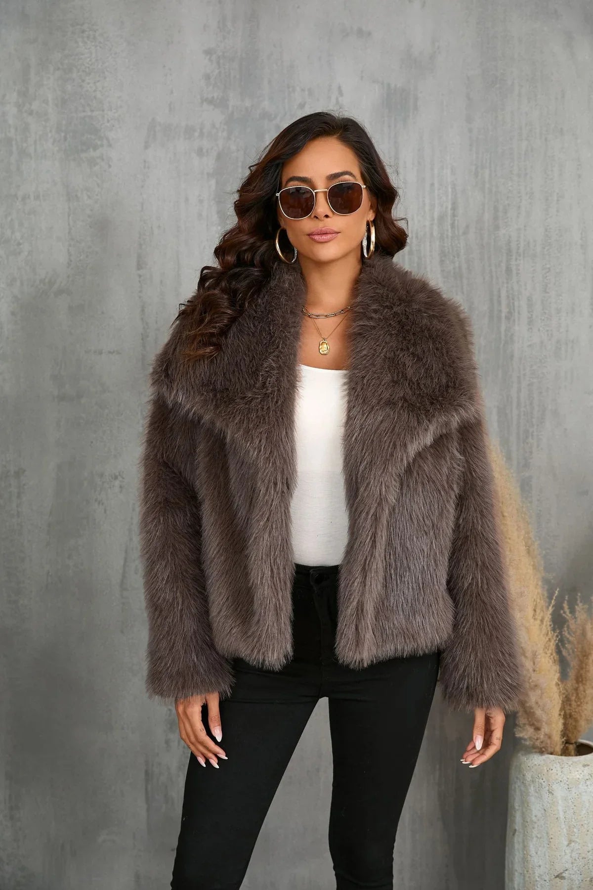 Macy | Luxuriöse Kunstfell-Jacke – Stilvoll, Kuschelig und Zeitlos