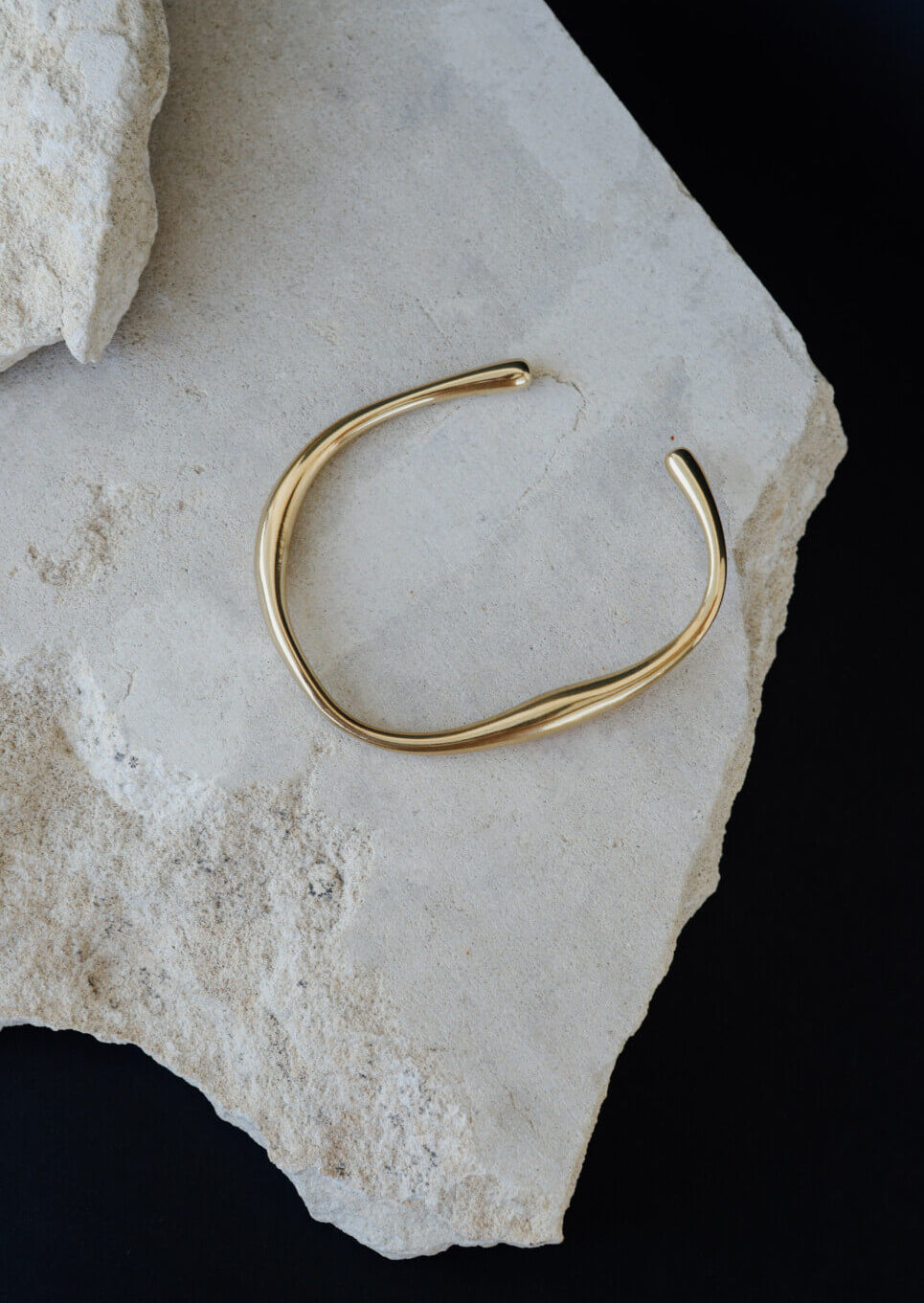 Lena | Golden Manschettenarmband