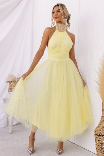 Pearlina - Elegantes Mesh-Kleid mit hohem Kragen