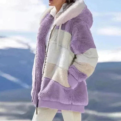 Hela | Flauschige Kapuzenjacke für Damen