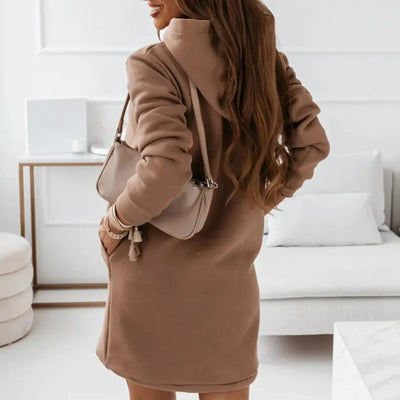 Tessia Warm Dress mit Kapuze und Taschen - Gemütlich und stilvoll bleiben