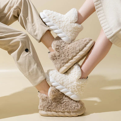 Zendoo | PlushWalk Gemütliche Hausschuhe