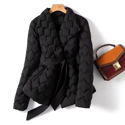 Catherine | Exklusiver Damen-Steppmantel mit Gürtel