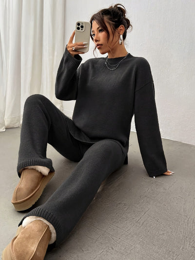 Julia | Stilvoller Strickanzug