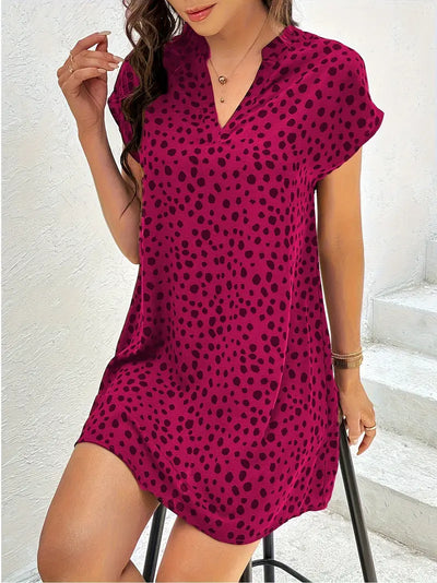 Kussie  |  Allover-Druck und V-Ausschnitt