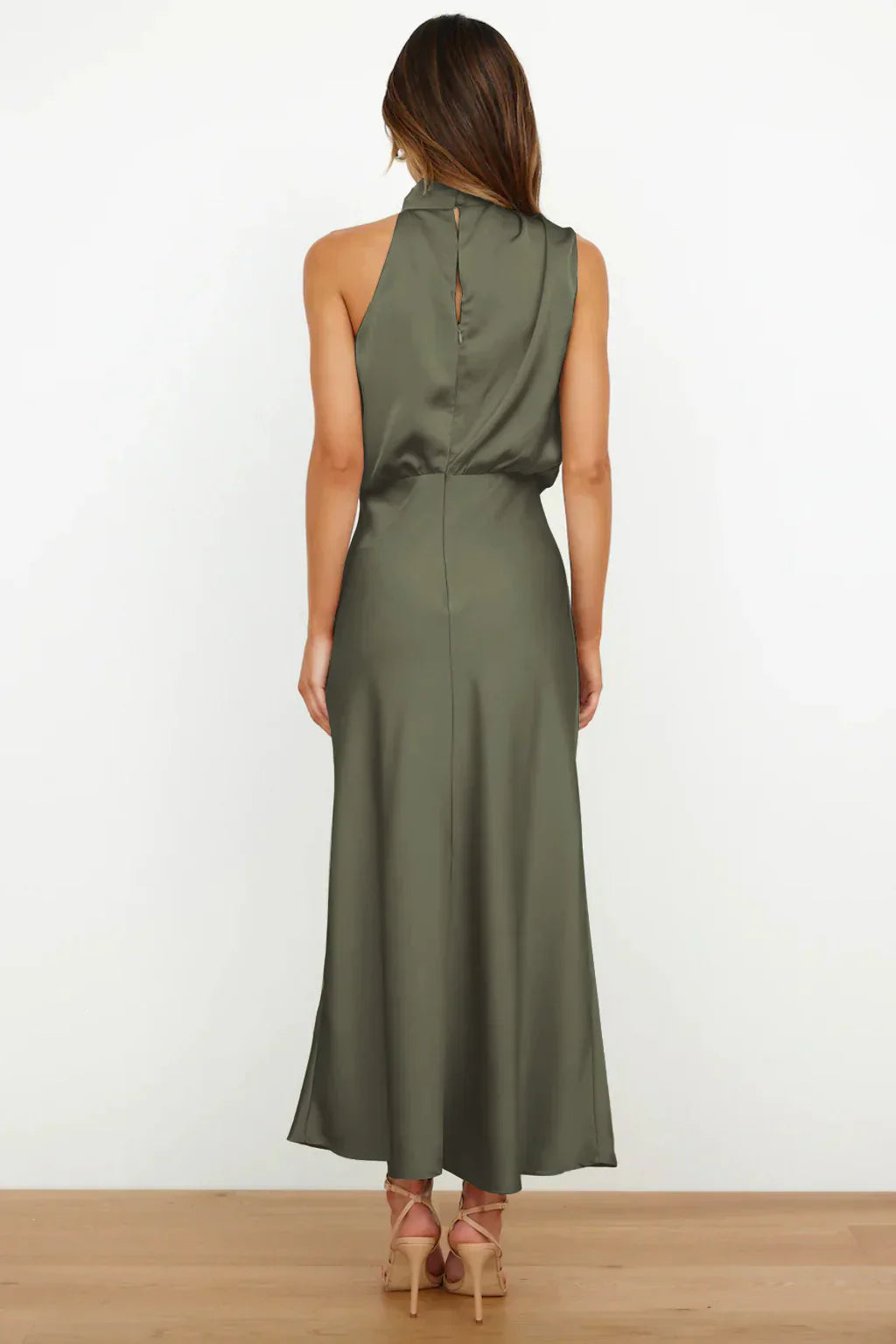 Rebecca | Halterneck Satin Maxikleid