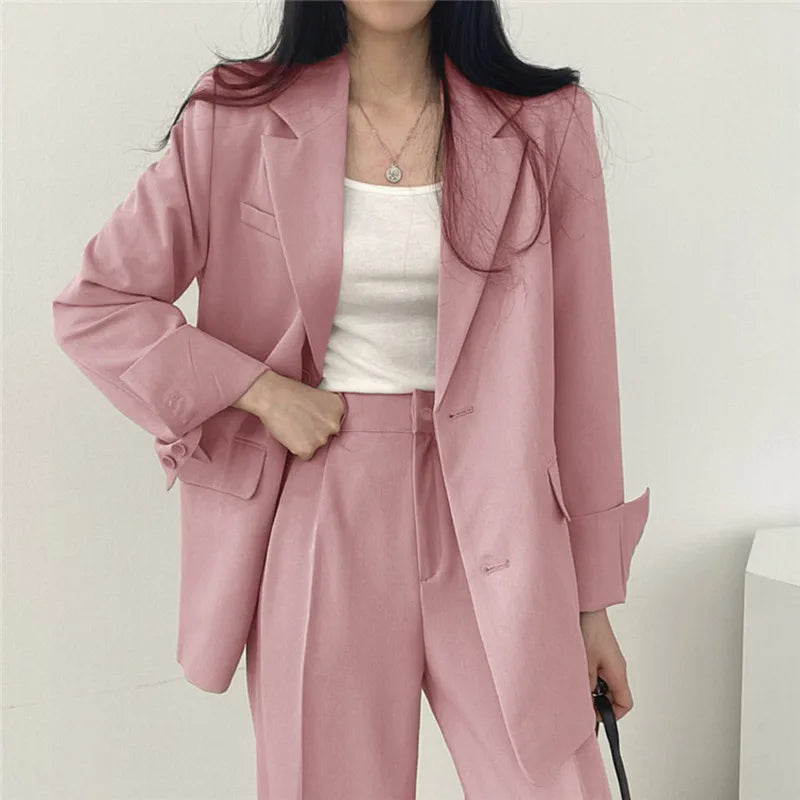 Athena | Einfarbiges Blazer- und gerade geschnittenes Hosen-Set für Damen