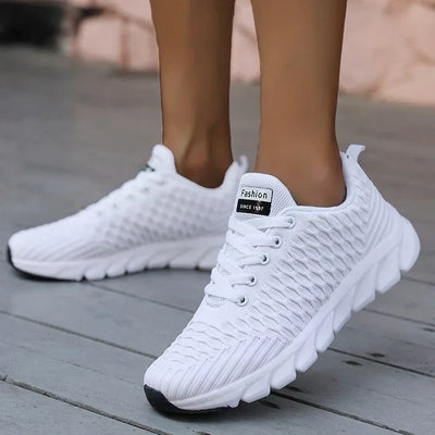 Luiza | Modische und minimalistische Sommer-Sneakers