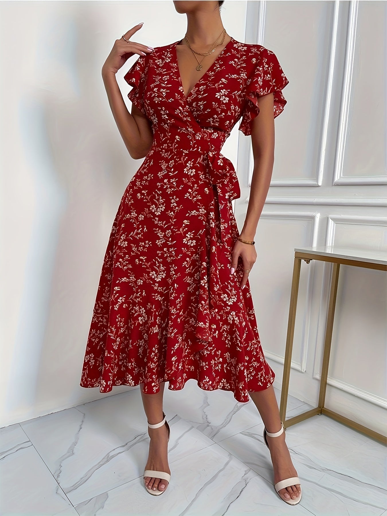 Kleid in Rot - Emilia, Wickeldesign, Hoher Schlitz