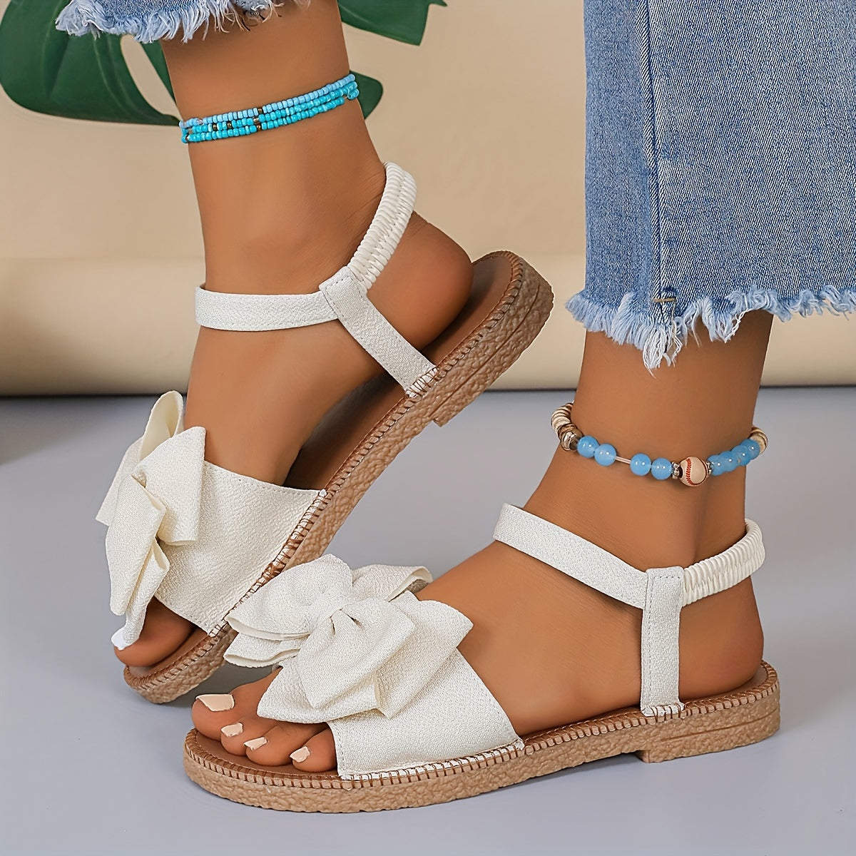 Schwarze Bogen-Sandalen - Jessica